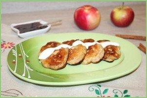 Оладьи с яблоками и корицей - фото шаг 10