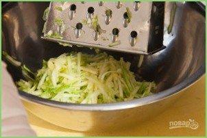 Оладушки с кабачками - фото шаг 1