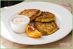 Оладушки с кабачками - фото шаг 9