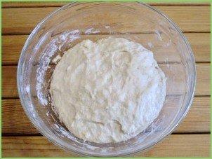 Пицца с солеными огурцами - фото шаг 8