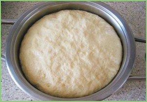 Пирожки с курицей и яйцом - фото шаг 1