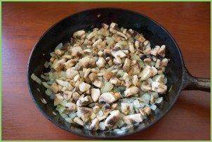 Пирожки с мясом и грибами - фото шаг 2