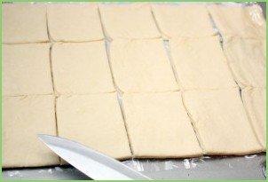 Пирожки с замороженными ягодами - фото шаг 1