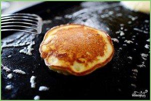 Пышные оладьи на сметане - фото шаг 9