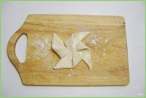 Слойки с абрикосами - фото шаг 4