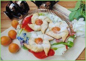 Слойки с абрикосами - фото шаг 7