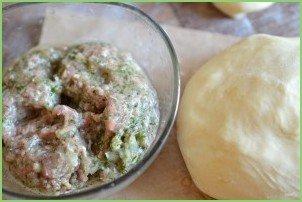 Тесто для чебуреков - фото шаг 4