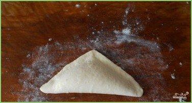 Треугольники из слоеного теста - фото шаг 4