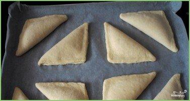 Треугольники из слоеного теста - фото шаг 5