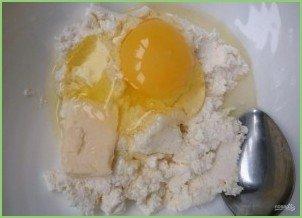 Вареные сырники для детей - фото шаг 1