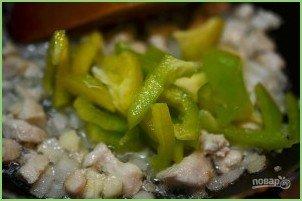 Закусочные трубочки с курицей и овощами - фото шаг 3