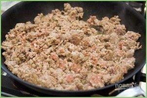 Запеканка из макарон, фарша и сыра - фото шаг 1