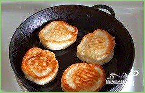 Дрожжевые оладьи без яиц - фото шаг 3