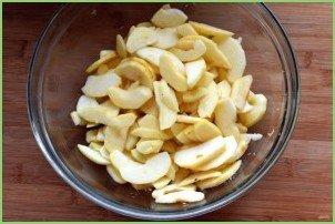 Яблочный пирог Елены Чекаловой - фото шаг 1