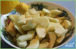 Яблочный пирог на сковороде - фото шаг 1