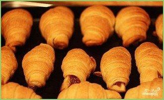 Круассаны со сгущенкой - фото шаг 3