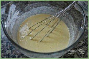 Оладьи на дрожжах на молоке - фото шаг 3