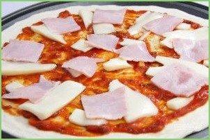 Пицца в духовке (тесто как в пиццерии) - фото шаг 4