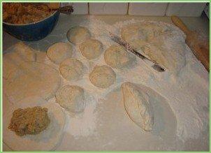 Пирожки с картошкой и мясом - фото шаг 5