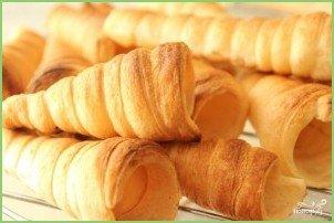 Слоеные трубочки с белковым кремом - фото шаг 3