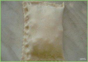 Слойки с яблоками из слоеного теста - фото шаг 7