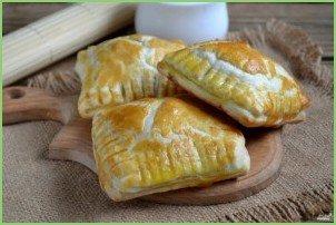 Слойки с вишней из слоеного теста - фото шаг 5