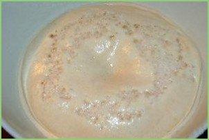 Тесто на молоке для пирожков - фото шаг 2