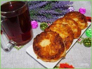 Творожники с изюмом - фото шаг 5