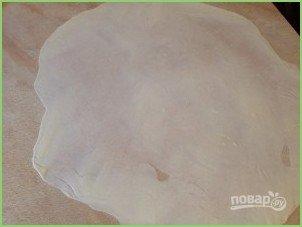 Вертута из вытяжного теста с творогом и укропом - фото шаг 4