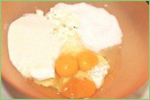 Запеканка с яблоками в мультиварке - фото шаг 1