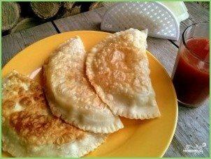Чебуреки из заварного теста с водкой - фото шаг 8