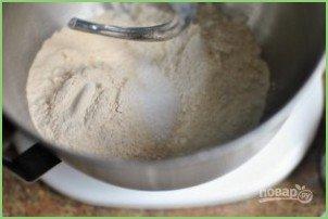 Фокачча с розмарином и морской солью - фото шаг 3