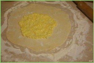 Хачапури с сулугуни на сковороде - фото шаг 4