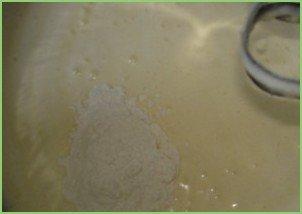 Ягодный пирог на творожном тесте - фото шаг 4