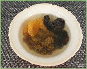 Оладьи с сухофруктами - фото шаг 1