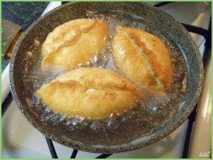 Пирожки с яйцами на кефире - фото шаг 13