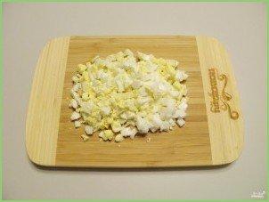 Пирожки с яйцами на кефире - фото шаг 3