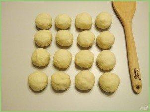 Пирожки с яйцами на кефире - фото шаг 8