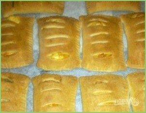 Слойки с колбасой - фото шаг 5