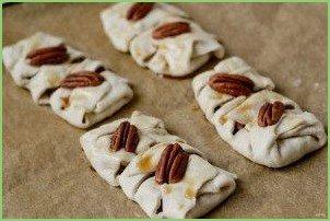 Слойки с пеканом и кленовым сиропом - фото шаг 7