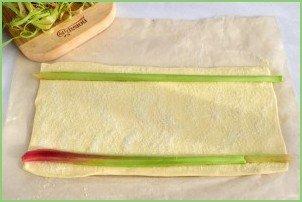 Слойки с ревенем - фото шаг 2