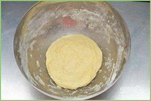 Тесто для пирожков с капустой в духовке - фото шаг 5