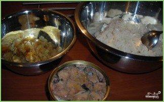 Заливной пирог с сайрой и рисом - фото шаг 4