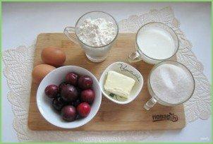 Заливной пирог со сливой - фото шаг 1