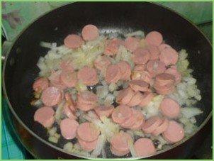 Запеканка из макарон с колбасой - фото шаг 2