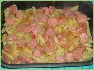 Запеканка из макарон с колбасой - фото шаг 4