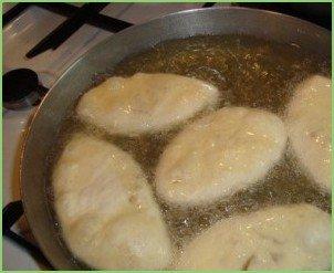 Жареные пирожки на дрожжах - фото шаг 4