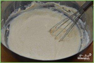 Дрожжевые оладьи с яблоками - фото шаг 1