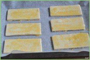 Язычки из готового слоеного теста - фото шаг 3