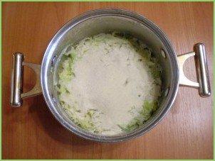 Капустные оладьи с манкой - фото шаг 4